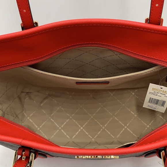 MICHAEL KORS
Jet Set Travel Large Logo Tote Bag Flame/ Brown signature c… - Picture 10 of 15